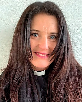 Karin  Riberth Aston